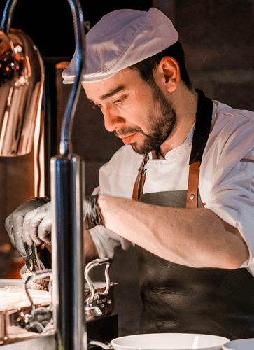 Perfect Catering chef preparing a menu